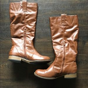 Mid calf brown boots